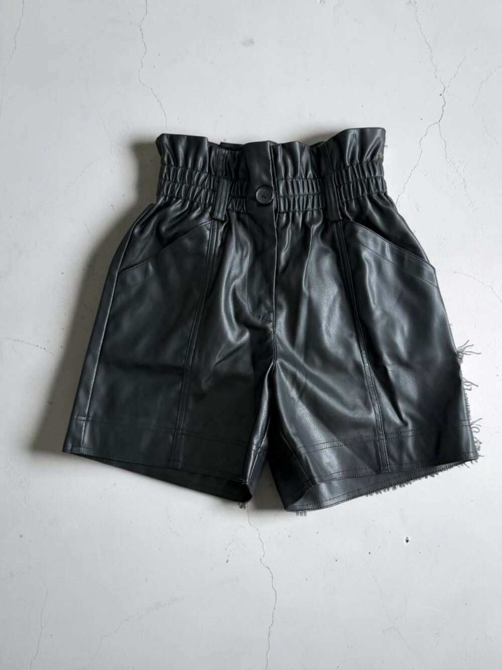 TOPSHOP Black Faux Leather High Waist Shorts Size US 2